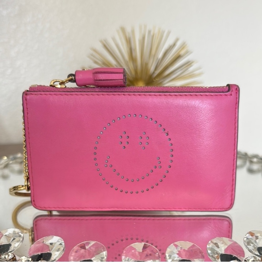 EUC ANYA HINDMARCH Pink Leather Smiley Face Keychain And Card Holder